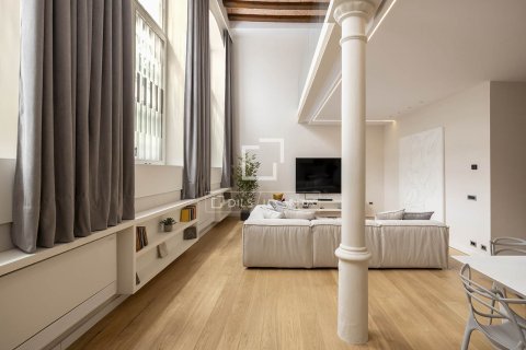 Lägenhet för uthyrning i Barcelona, Spanien 1 sovrum, 173 kvm. Nr. 161370 - foto 2