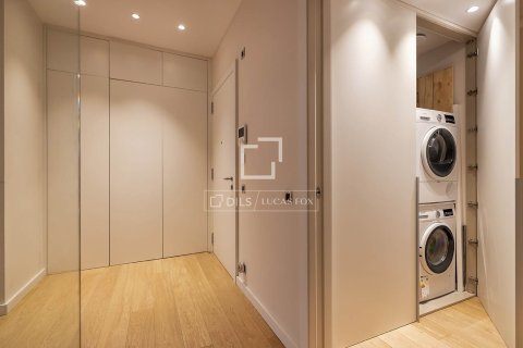 Lägenhet för uthyrning i Barcelona, Spanien 1 sovrum, 173 kvm. Nr. 161370 - foto 28