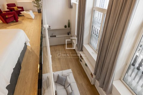 Lägenhet för uthyrning i Barcelona, Spanien 1 sovrum, 173 kvm. Nr. 161370 - foto 26