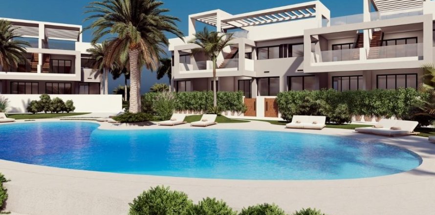 Сasa en Torrevieja, Alicante, España 2 dormitorios, 131.07 m2 No. 175760
