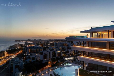 Apartamento en venta en Fuengirola, Málaga, España 3 dormitorios, 122 m2 No. 196867 - foto 2