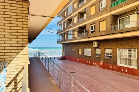 Appartamento in vendita a La Mata, Alicante, Spagna 3 camere da letto, 130 mq. N° 164778 - foto 15