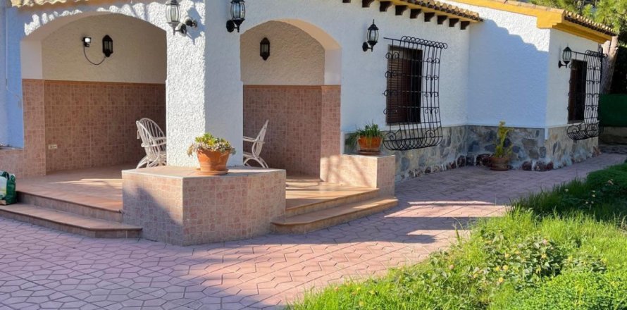 Villa in Alicante, Spanien 3 Schlafzimmer, 106 m2 Nr. 164780