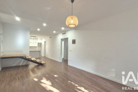 Apartment for sale in El Vendrell, Tarragona, Spain 3 bedrooms, 140 sq.m. No. 188262 - photo 11