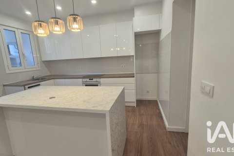 Apartment for sale in El Vendrell, Tarragona, Spain 3 bedrooms, 140 sq.m. No. 188262 - photo 5