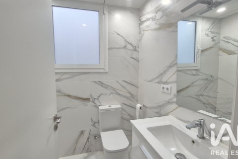 Apartment for sale in El Vendrell, Tarragona, Spain 3 bedrooms, 140 sq.m. No. 188262 - photo 23