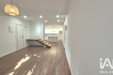 Apartment for sale in El Vendrell, Tarragona, Spain 3 bedrooms, 140 sq.m. No. 188262 - photo 9
