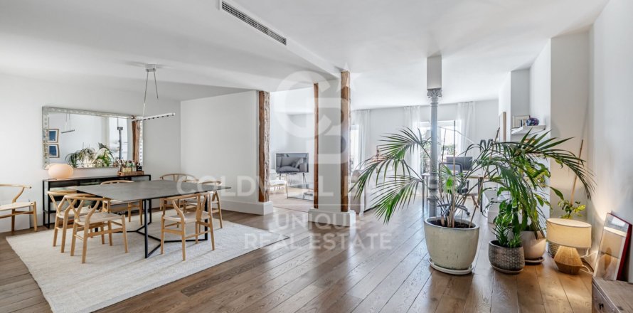 Apartment à Madrid, Espagne 3 chambres, 212 m2 No. 178510