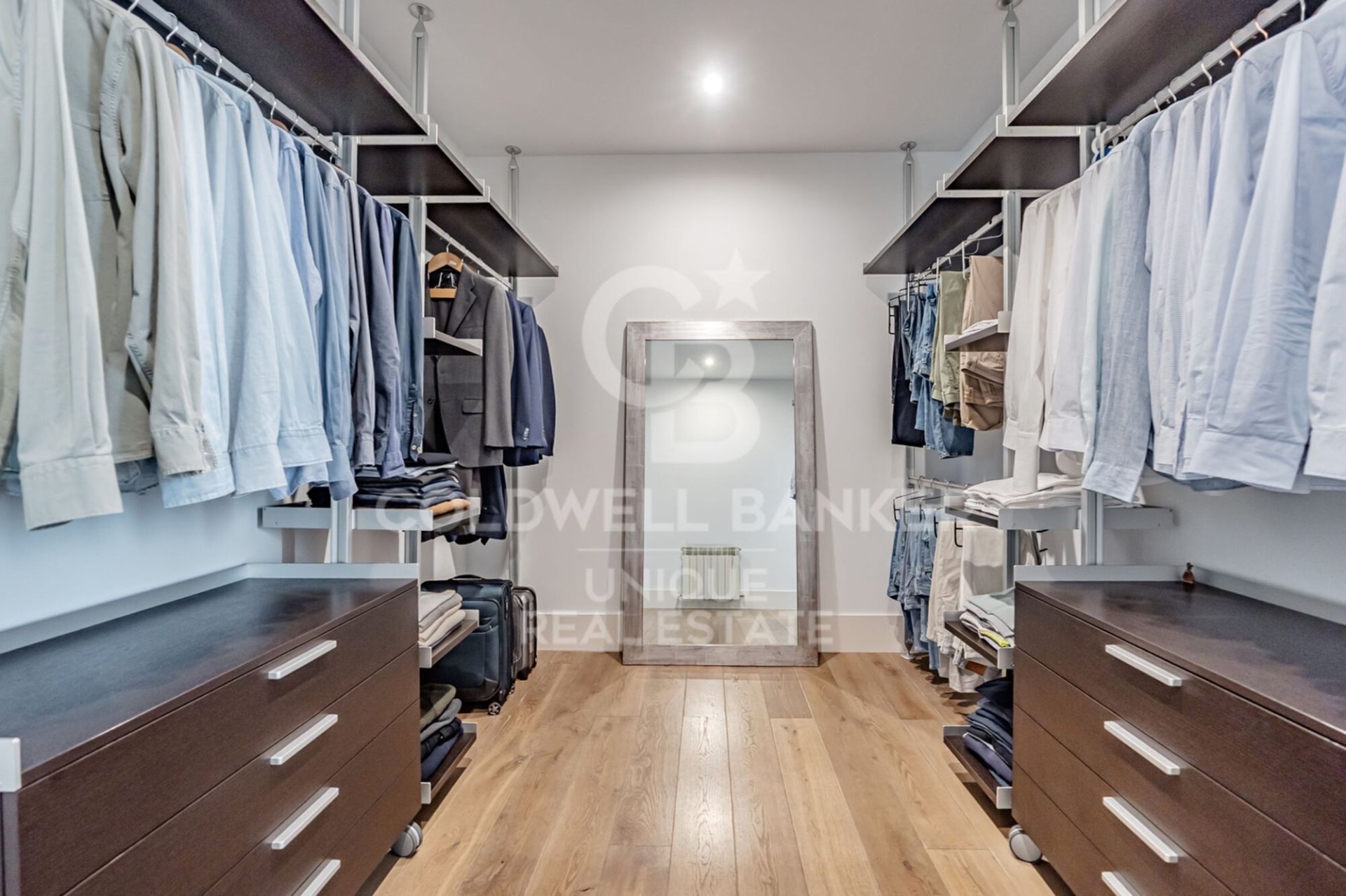 Apartament w Madrid, Hiszpania 3 sypialnie, 212 mkw. nr 178510