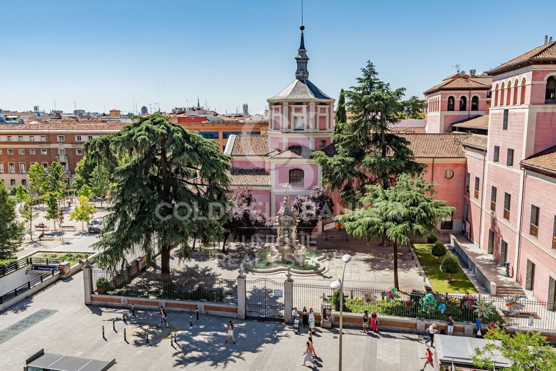 Apartament w Madrid, Hiszpania 3 sypialnie, 212 mkw. nr 178510