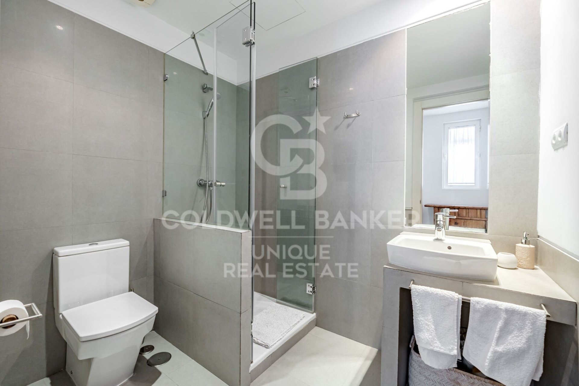 Apartament w Madrid, Hiszpania 3 sypialnie, 212 mkw. nr 178510