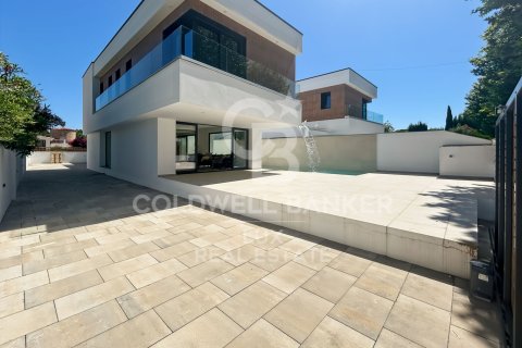 Villa à vendre à Empuriabrava, Girona, Espagne, 4 chambres, 252 m2 No. 178511 - photo 3