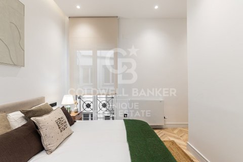 Apartment for sale in Madrid, Spain 3 bedrooms, 127 sq.m. No. 156949 - photo 25