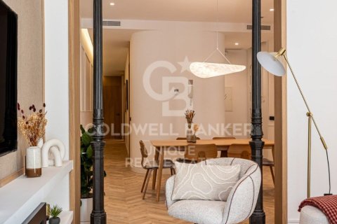 Apartment for sale in Madrid, Spain 3 bedrooms, 127 sq.m. No. 156949 - photo 3