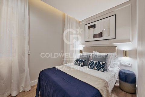 Huoneisto myytävänä Madrid, Espanja, 4 makuuhuonetta, 115 m2 No. 156951 - kuva 18