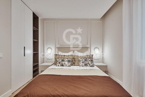 Huoneisto myytävänä Madrid, Espanja, 4 makuuhuonetta, 115 m2 No. 156951 - kuva 12