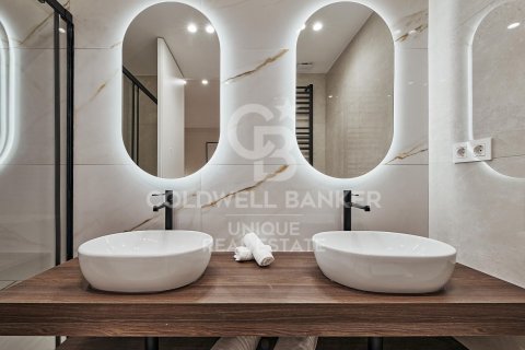 Huoneisto myytävänä Madrid, Espanja, 4 makuuhuonetta, 115 m2 No. 156951 - kuva 13