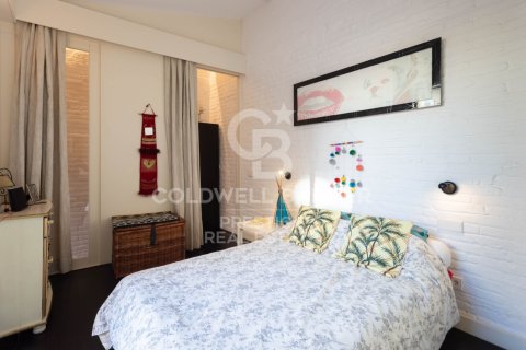 Paritalo myytävänä Barcelona, Espanja, 3 makuuhuonetta, 279 m2 No. 156948 - kuva 17
