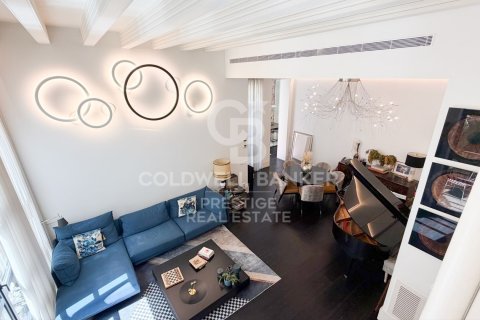 Duplex in vendita a Barcelona, Spagna 3 camere da letto, 279 mq. N° 156948 - foto 5