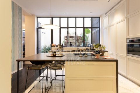 Paritalo myytävänä Barcelona, Espanja, 3 makuuhuonetta, 279 m2 No. 156948 - kuva 10