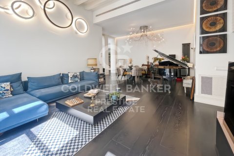 Duplex in vendita a Barcelona, Spagna 3 camere da letto, 279 mq. N° 156948 - foto 7