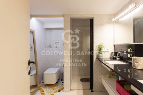 Paritalo myytävänä Barcelona, Espanja, 3 makuuhuonetta, 279 m2 No. 156948 - kuva 21