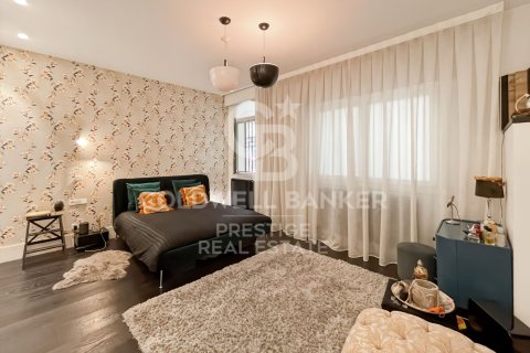 Duplex in vendita a Barcelona, Spagna 3 camere da letto, 279 mq. N° 156948 - foto 20