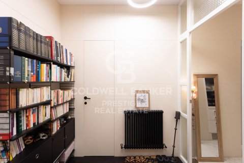 Paritalo myytävänä Barcelona, Espanja, 3 makuuhuonetta, 279 m2 No. 156948 - kuva 20