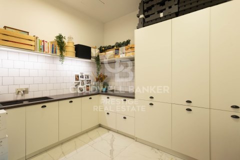 Paritalo myytävänä Barcelona, Espanja, 3 makuuhuonetta, 279 m2 No. 156948 - kuva 14