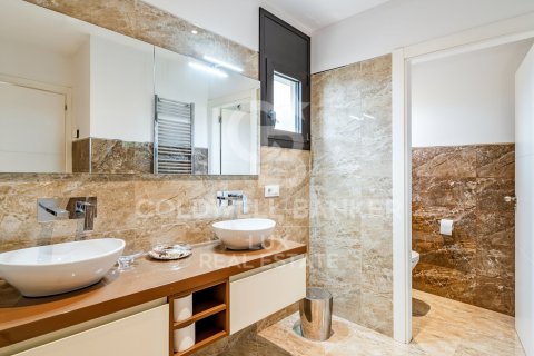 Villa for sale in Roses, Girona, Spain 9 bedrooms, 1084 sq.m. No. 156946 - photo 29