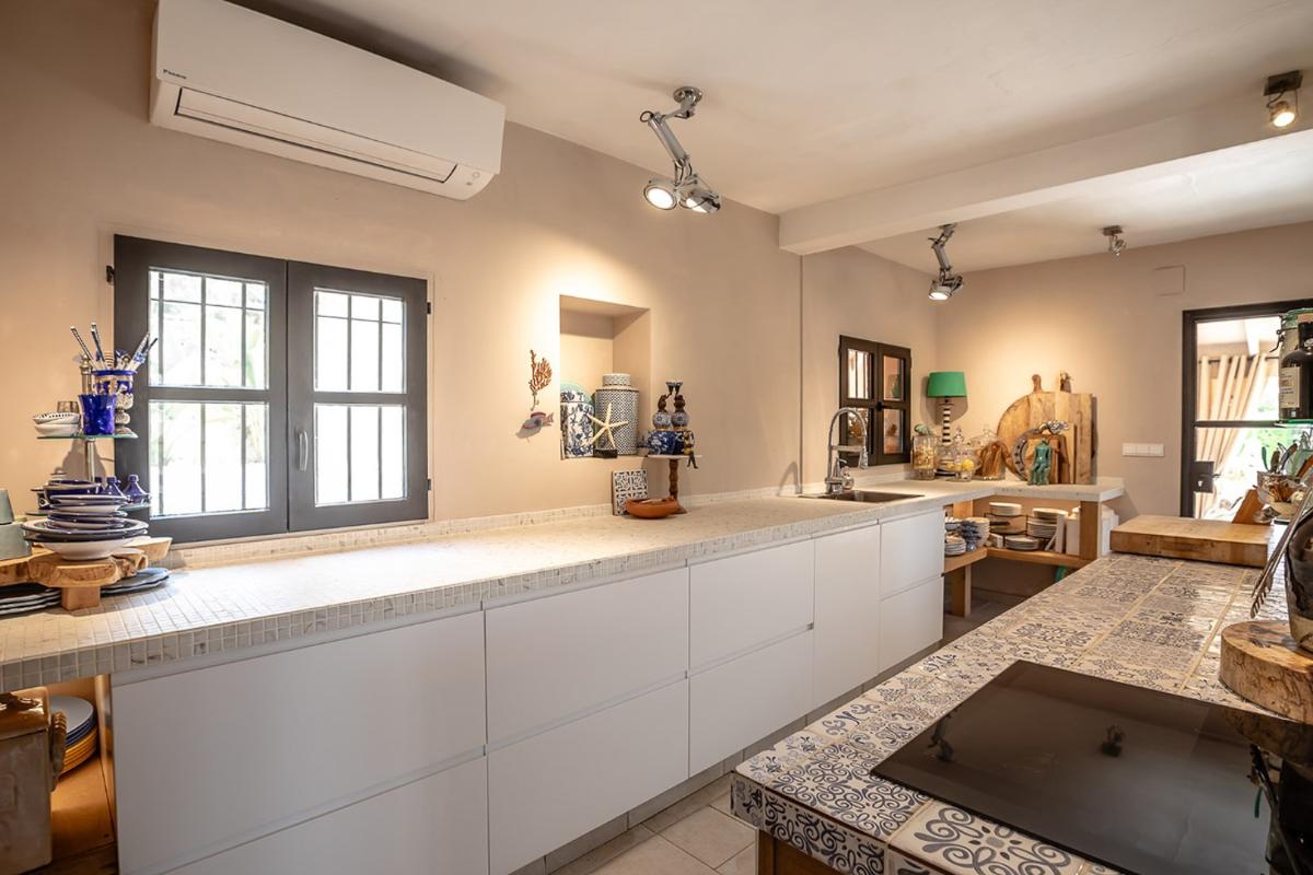 Villa in Moraira, Alicante, Spain 2 bedrooms, 167 sq.m. No. 149003