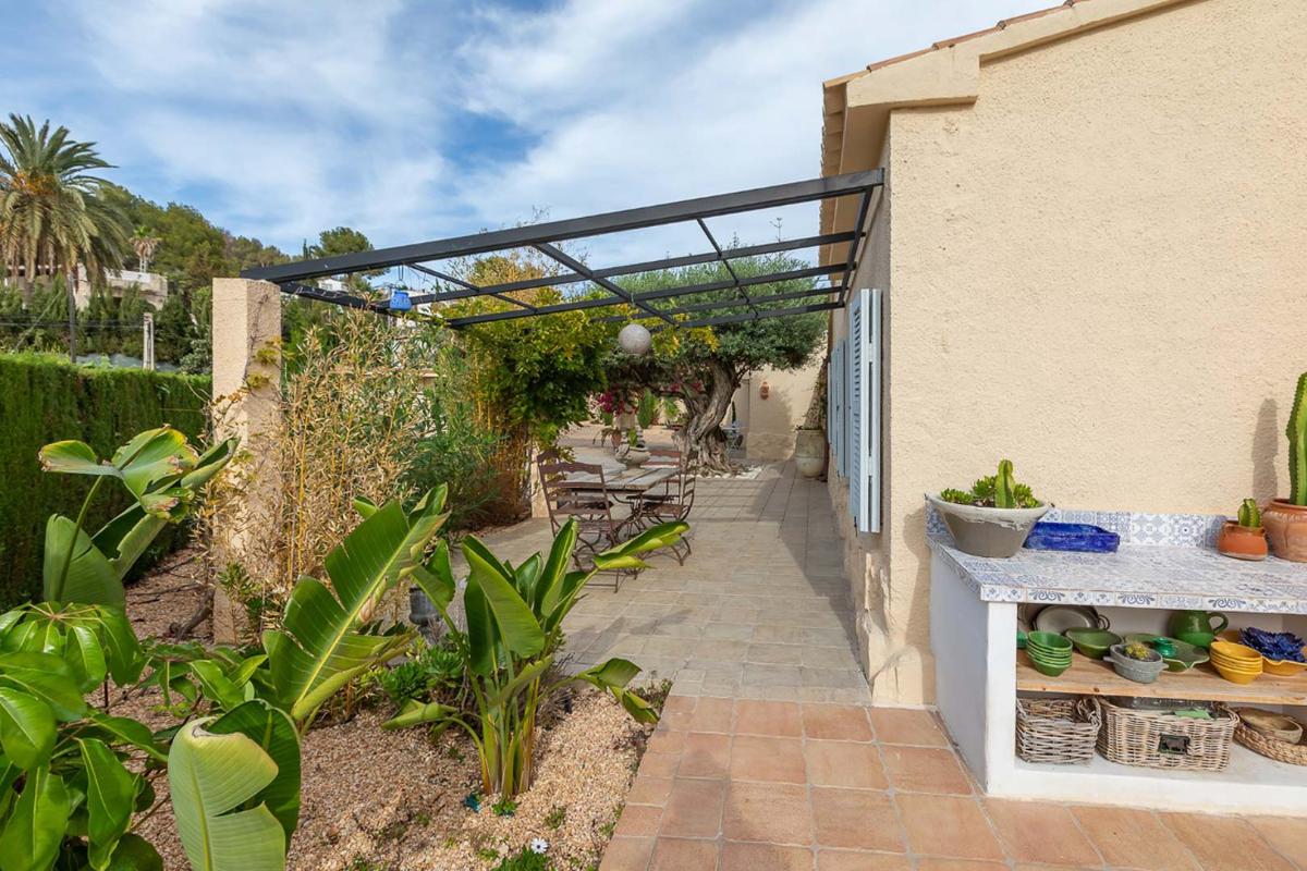 Villa in Moraira, Alicante, Spain 2 bedrooms, 167 sq.m. No. 149003
