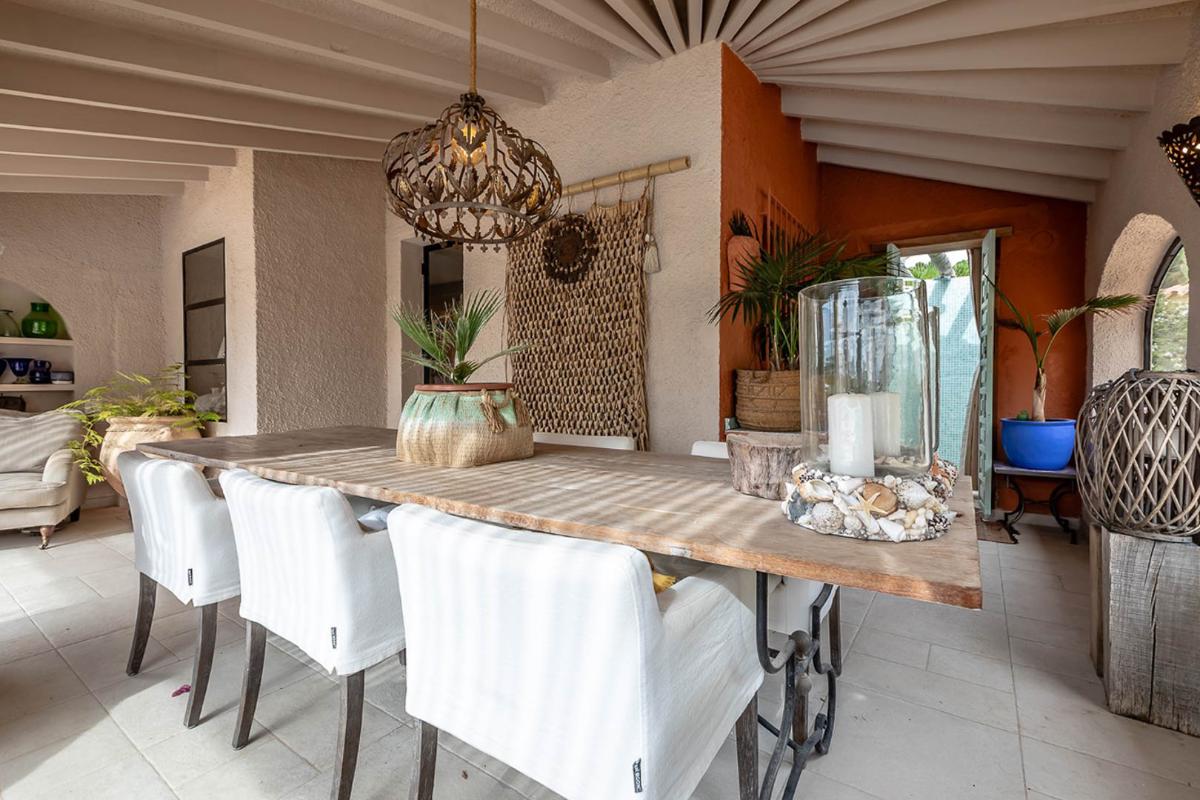 Villa in Moraira, Alicante, Spain 2 bedrooms, 167 sq.m. No. 149003
