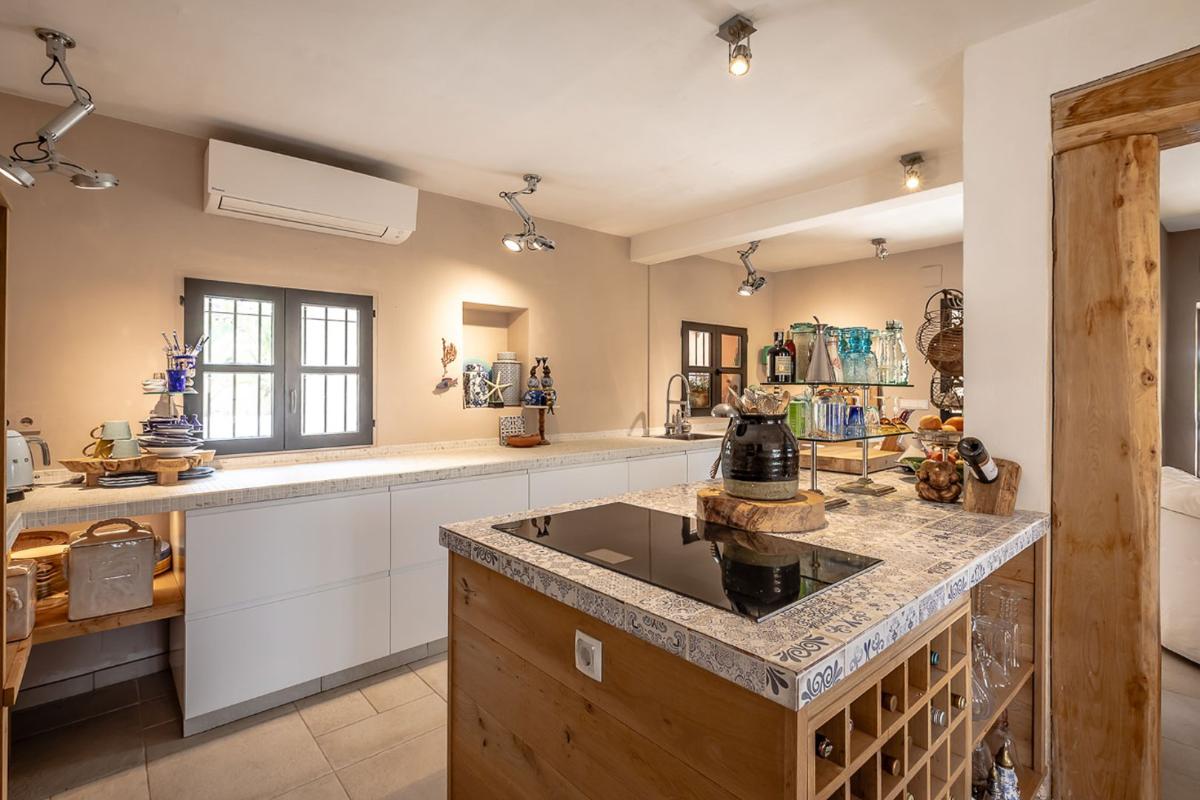 Villa in Moraira, Alicante, Spain 2 bedrooms, 167 sq.m. No. 149003