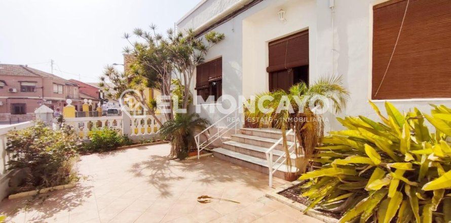 House in Daya Nueva, Alicante, Spanien 5 Schlafzimmer, 227 m2 Nr. 149005