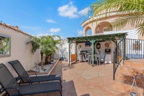 Вилла в Сьюдад Кесада, Аликанте, Испания 3 спальни, 90м2 №149004