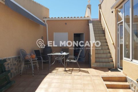 Villa for sale in Alicante, Spain 2 bedrooms, 76 sq.m. No. 149002 - photo 26