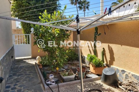 Villa for sale in Alicante, Spain 2 bedrooms, 76 sq.m. No. 149002 - photo 8