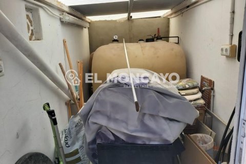 Villa for sale in Alicante, Spain 2 bedrooms, 76 sq.m. No. 149002 - photo 12