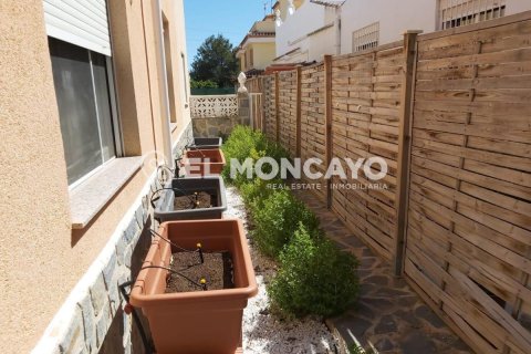 Villa for sale in Alicante, Spain 2 bedrooms, 76 sq.m. No. 149002 - photo 10