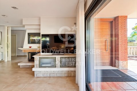 House for sale in Viladecans, Barcelona, Spain 4 bedrooms, 540 sq.m. No. 157738 - photo 22