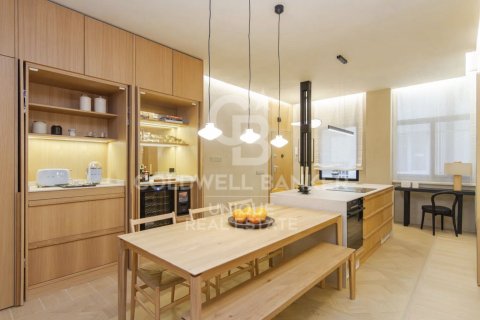 Продажа квартиры в Мадрид, Испания 2 спальни, 134м2 №157734 - фото 3