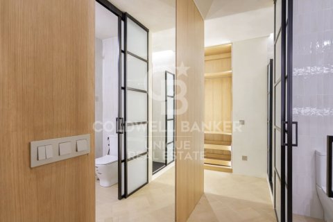 Продажа квартиры в Мадрид, Испания 2 спальни, 134м2 №157734 - фото 17