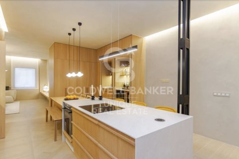 Apartamento en venta en Madrid, España 2 dormitorios, 134 m2 No. 157734 - foto 9