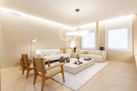 Продажа квартиры в Мадрид, Испания 2 спальни, 134м2 №157734 - фото 22
