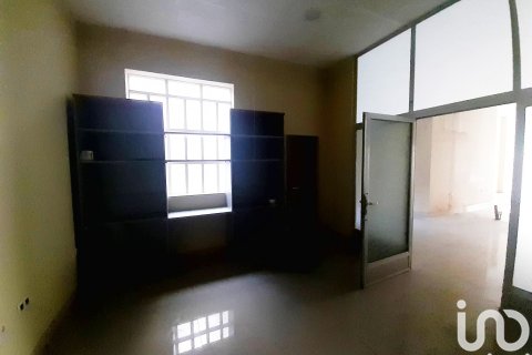 Commercial property for sale in La Baneza, Leon, Spain 120 sq.m. No. 186139 - photo 4