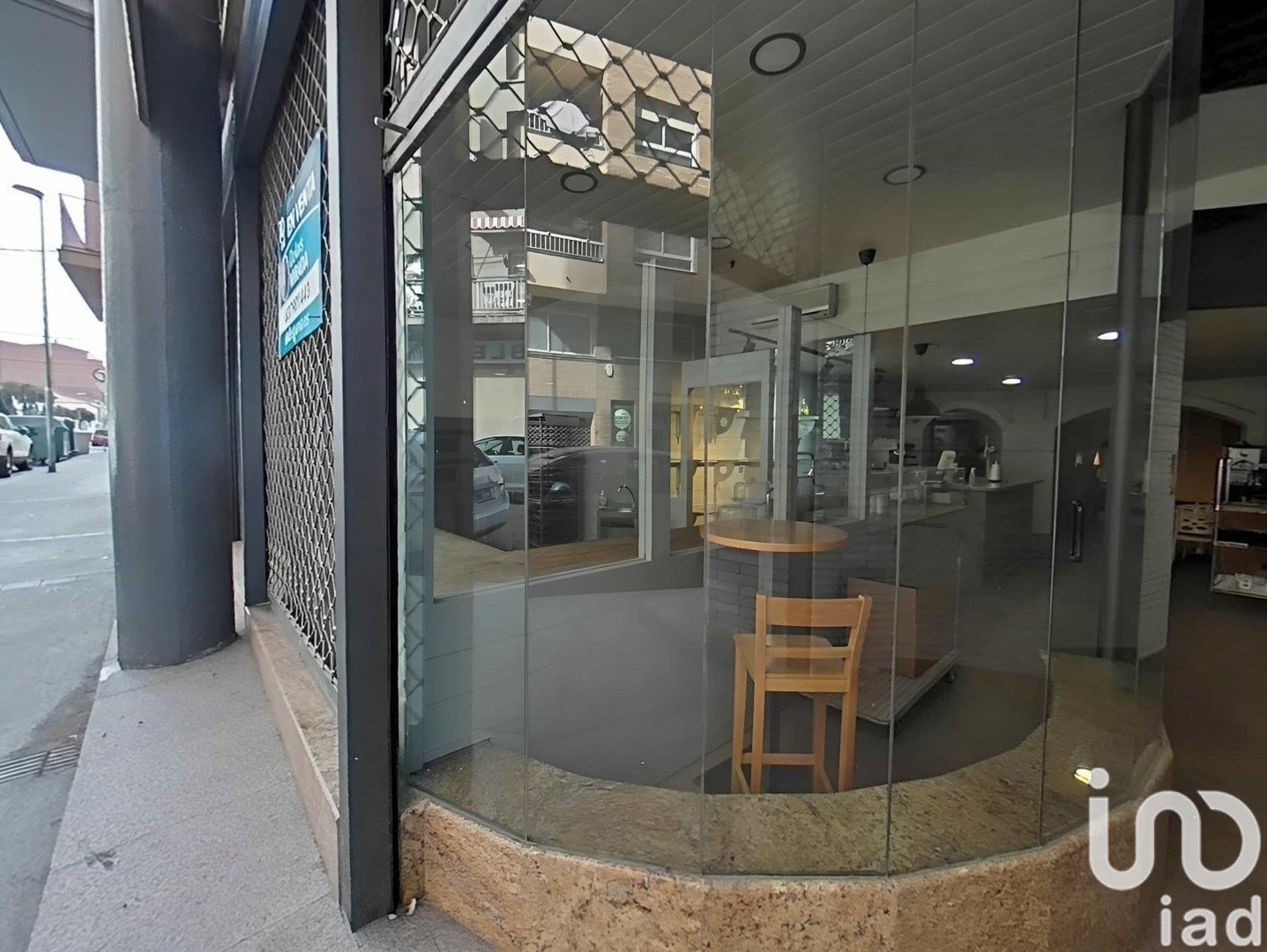 Proprietà commerciale a Balaguer, Lleida, Spagna 5 camere da letto, 215 mq. N° 186104