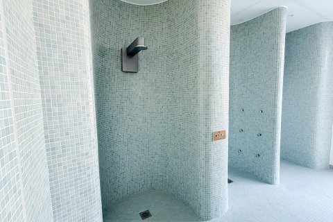 Apartment for sale in Alicante, Spain 3 bedrooms, 138 sq.m. No. 195529 - photo 27