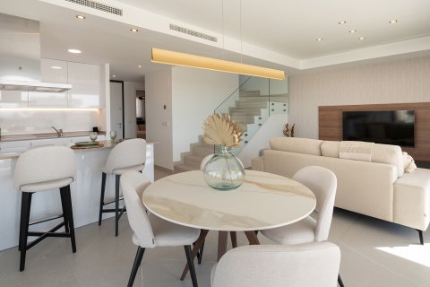 Apartment for sale in Alicante, Spain 3 bedrooms, 138 sq.m. No. 195529 - photo 30