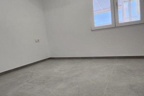 Attico in vendita a Torrevieja, Alicante, Spagna 2 camere da letto, 82 mq. N° 147315 - foto 7